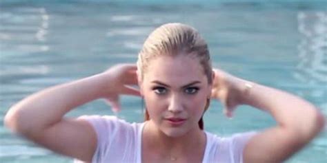 kate upton nip|Watch: Kate Uptons Boobs Popped Out on a Roller Coaster and。